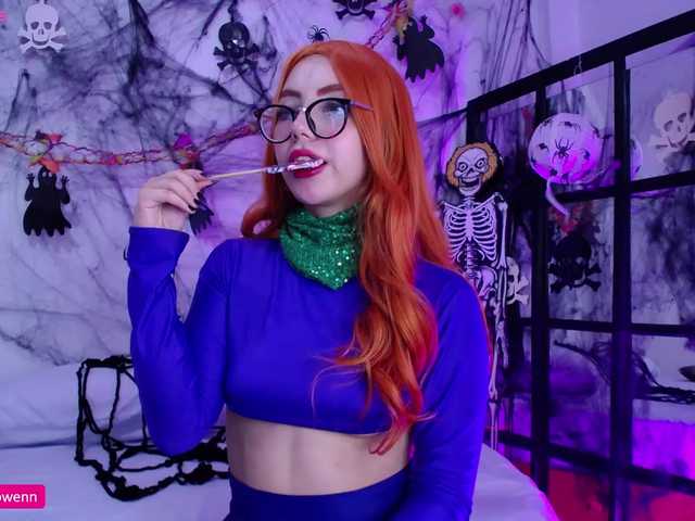Fotky Aliceowenn ♥Happy Halloween, come to my spooky room to enjoy my company trick or treat♥Control my domi 100tks in pvt @remain Anal plug in my asshole and dildo in my wet vagina @total