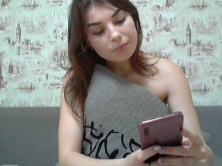 Fotky Anna_sweet lovense is on : ) tab about vibrations is on my profile ; ) if you love me 111 tkn : )