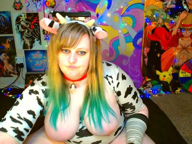 Fotky BabyZelda Moo Cow! ^_^ HighTip=Hang Out with me! *** 100 = 30 Vids & Tip Request! 10 = Friend Add! 300 = View Your Cam! Cheap Videos in Profile!!! ***