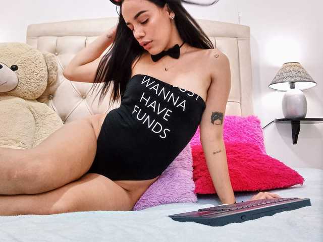 Erotický video chat KamilaJoyce23