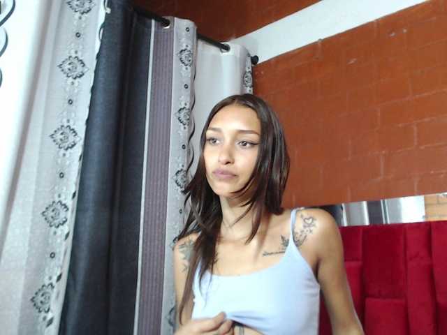 Fotky Kimnberly #18 #skinny #redhead #petite #cute #natural #ebony #latina #anal #squirt Make me Wet and SQUIRT (888 Tokens)