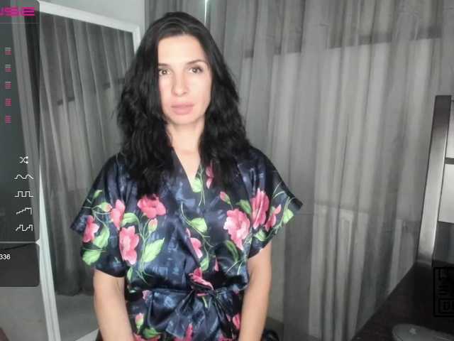 Fotky _Lucky_Lena_ Hi, I am Lena. Welcome to my chat. Here you will find good music and pleasant communication. I do not undress in general chat. Only private. Lovense works from 11.